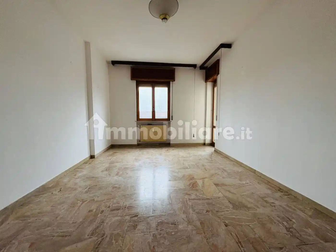 Appartamento in vendita a Piacenza