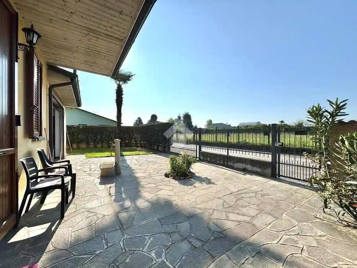 Villetta a schiera - foto 2