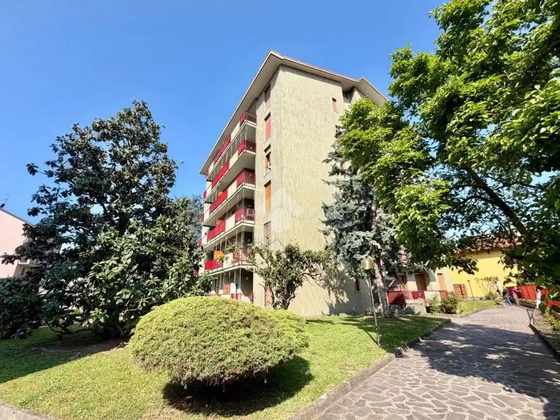 Appartamento in vendita a Monza