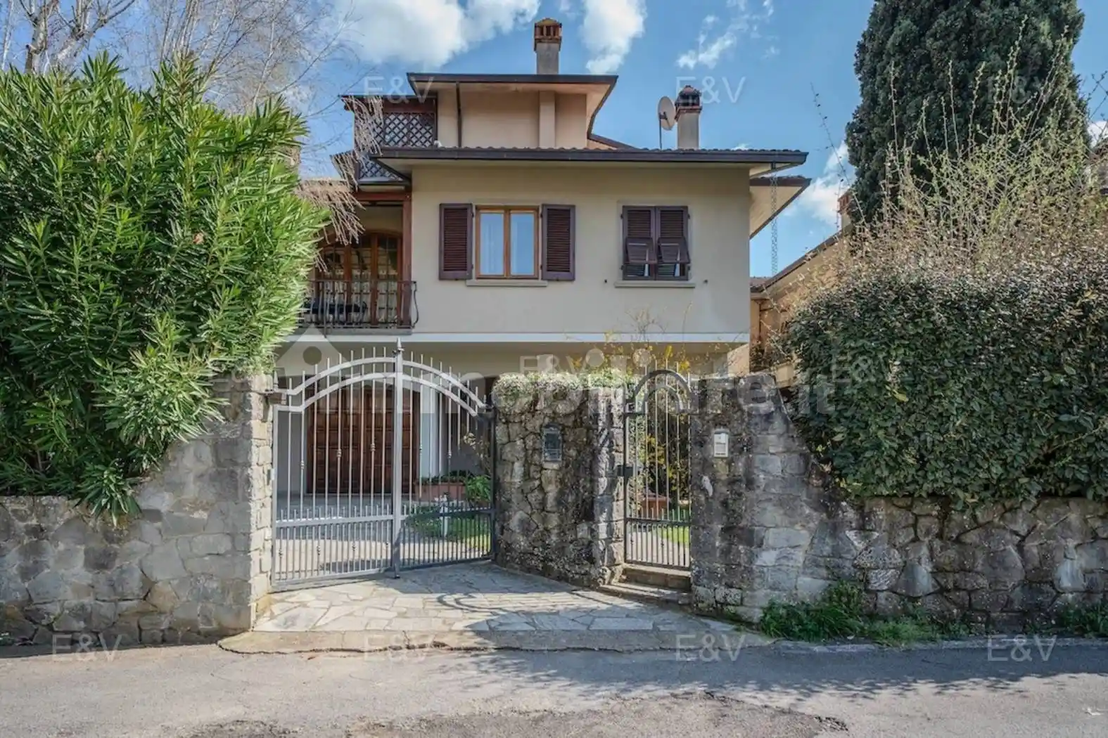 Villa in vendita a Subbiano