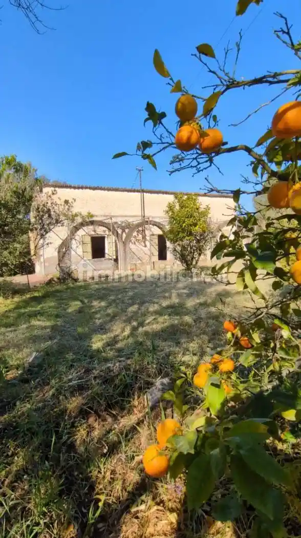 Rustico - Casale in vendita a Sassari
