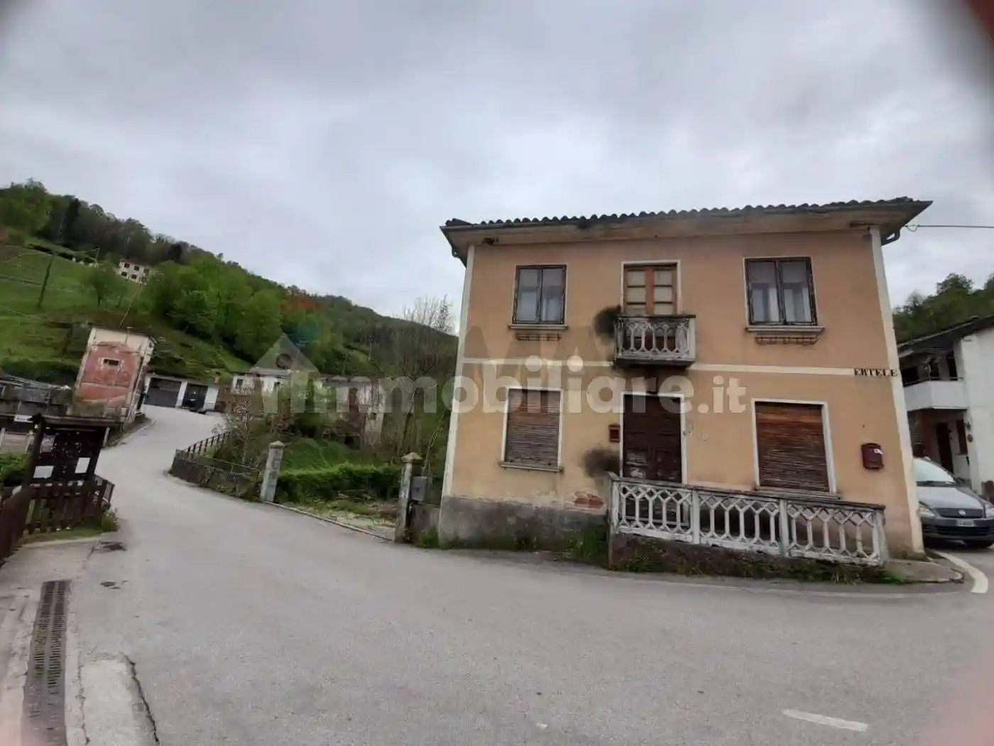 Casa indipendente in vendita a Valli del Pasubio