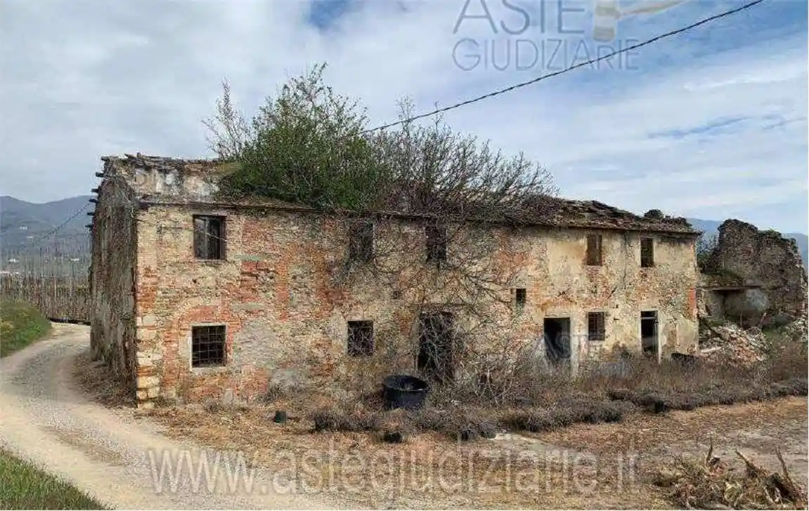 Rustico - Casale in vendita a Pistoia