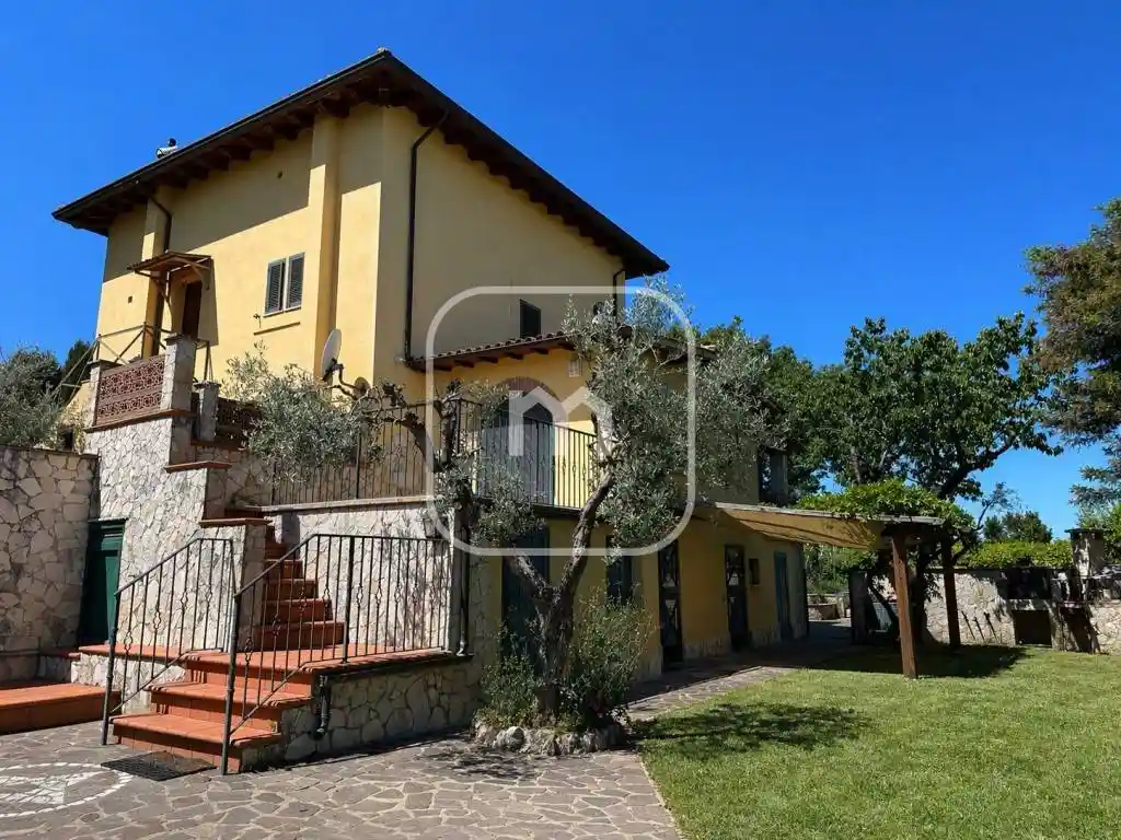 Villa in vendita a Monte Compatri