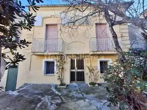 Villa in vendita a Montenero di Bisaccia