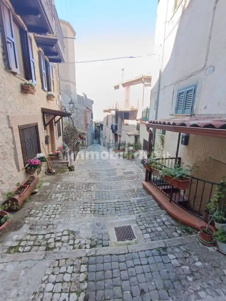 Appartamento in vendita a Piglio