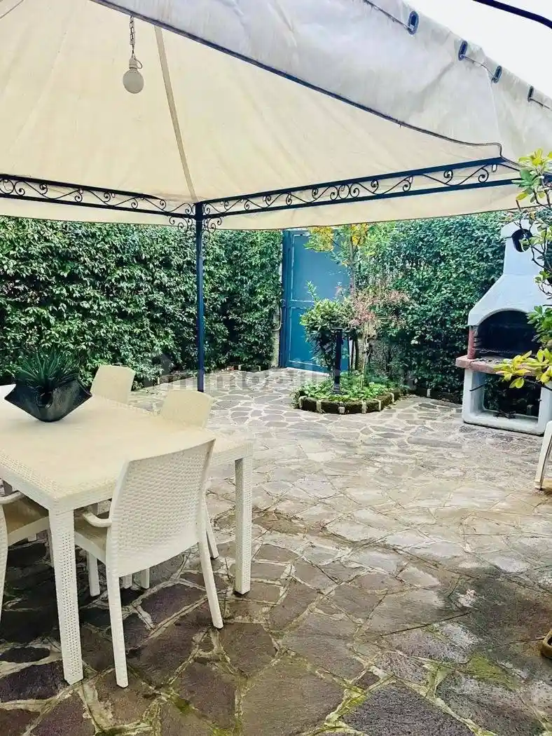 Appartamento in affitto a Pozzuoli