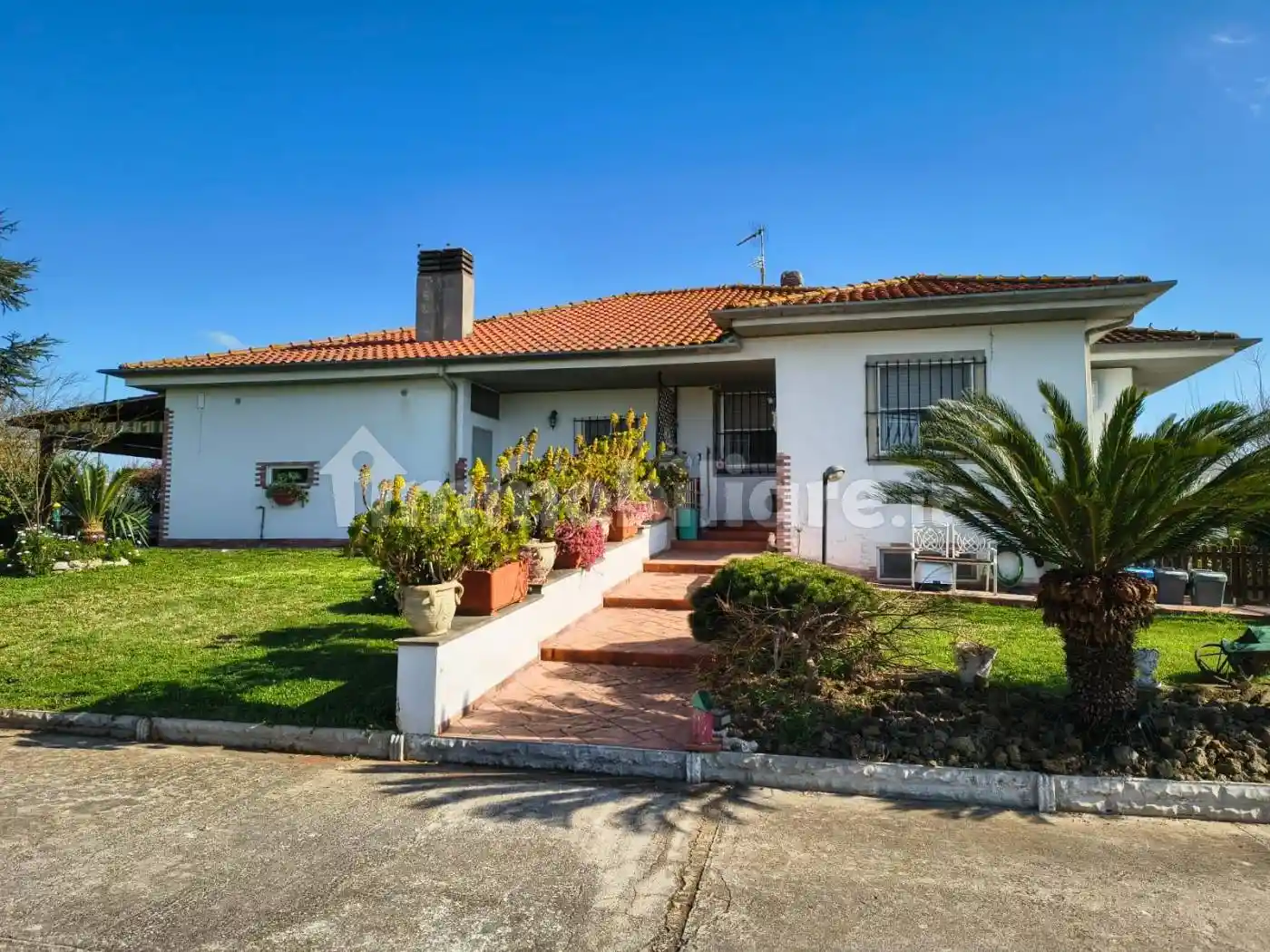 Villa in vendita a Aprilia