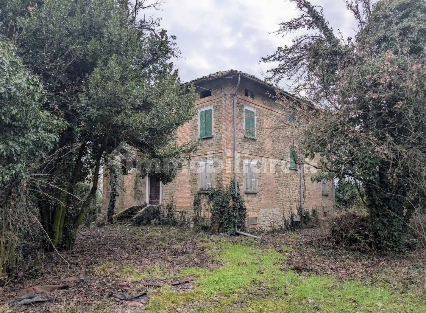 Villa in vendita a Baiso