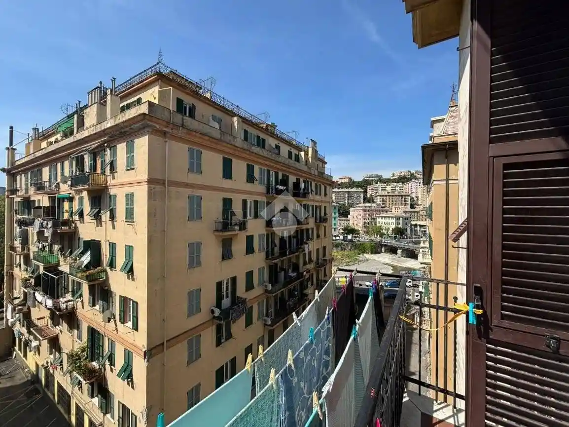 Appartamento in vendita a Genova