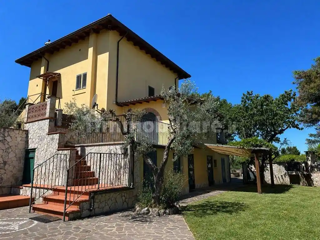 Villa in vendita a Monte Compatri