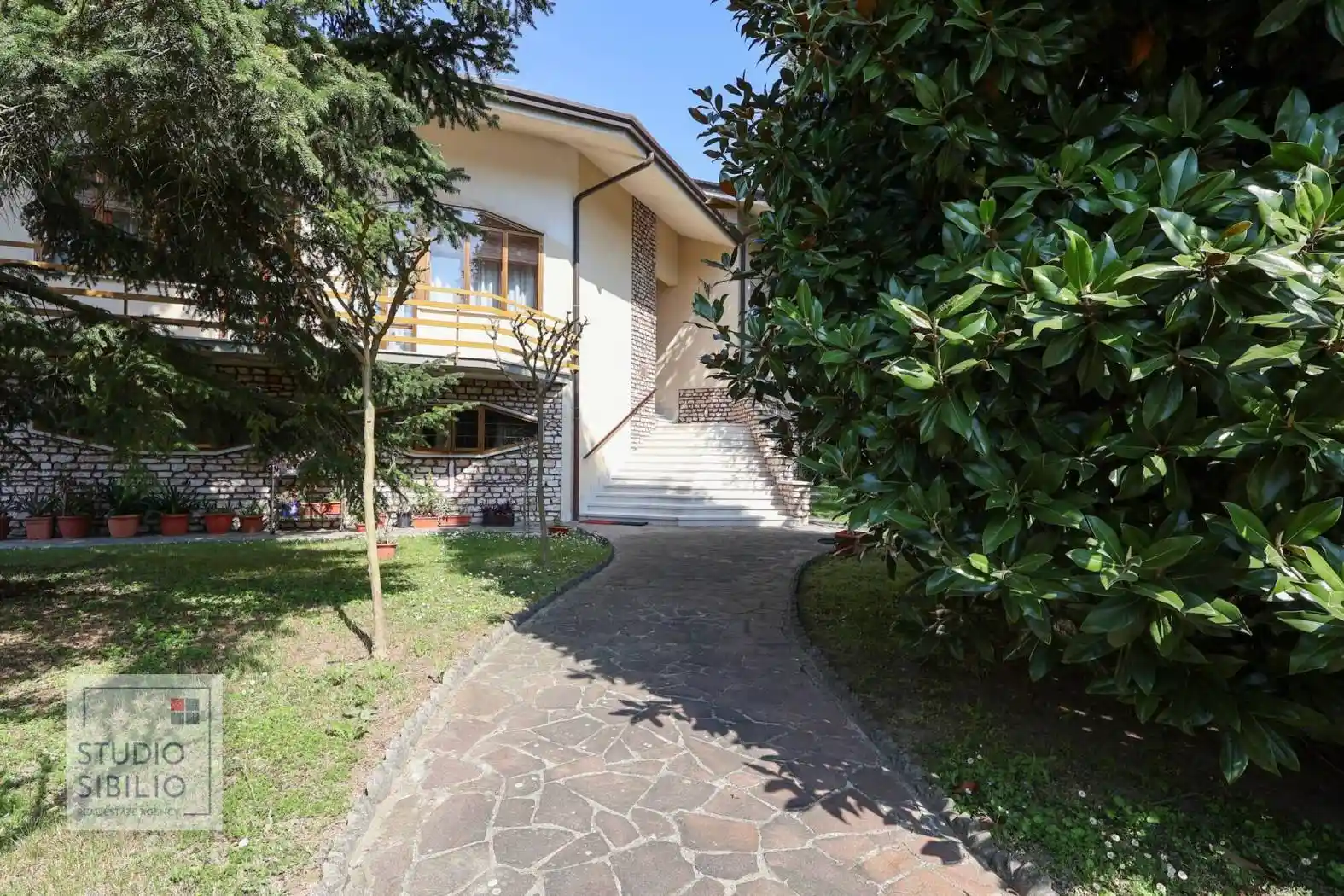 Villa in vendita a Borgo Virgilio