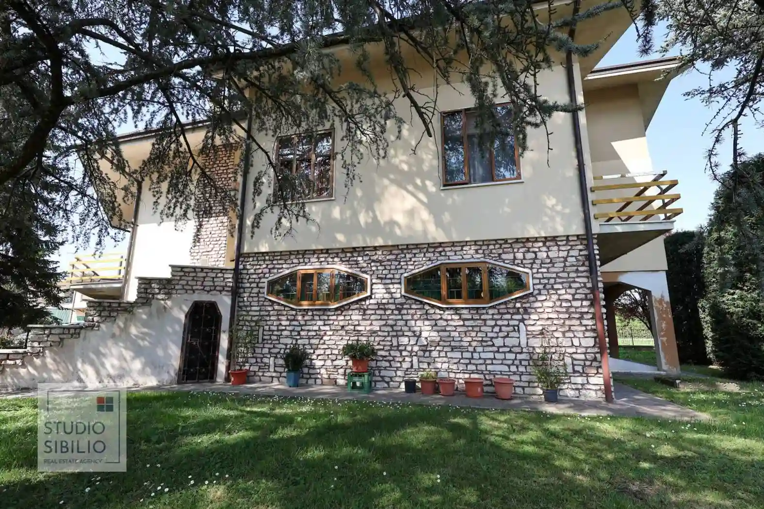 Villa - foto 2
