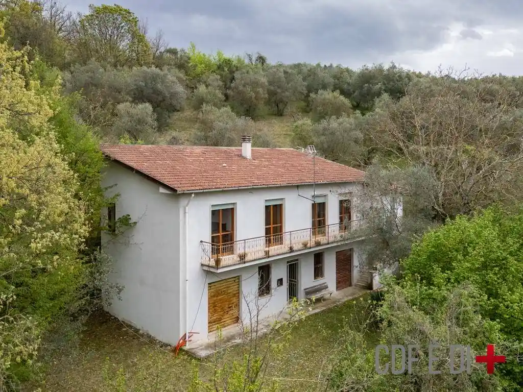 Villa in vendita a Cantalice