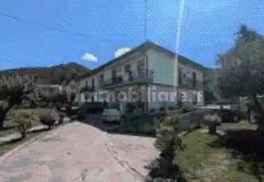 Casa indipendente in vendita a Santa Sofia