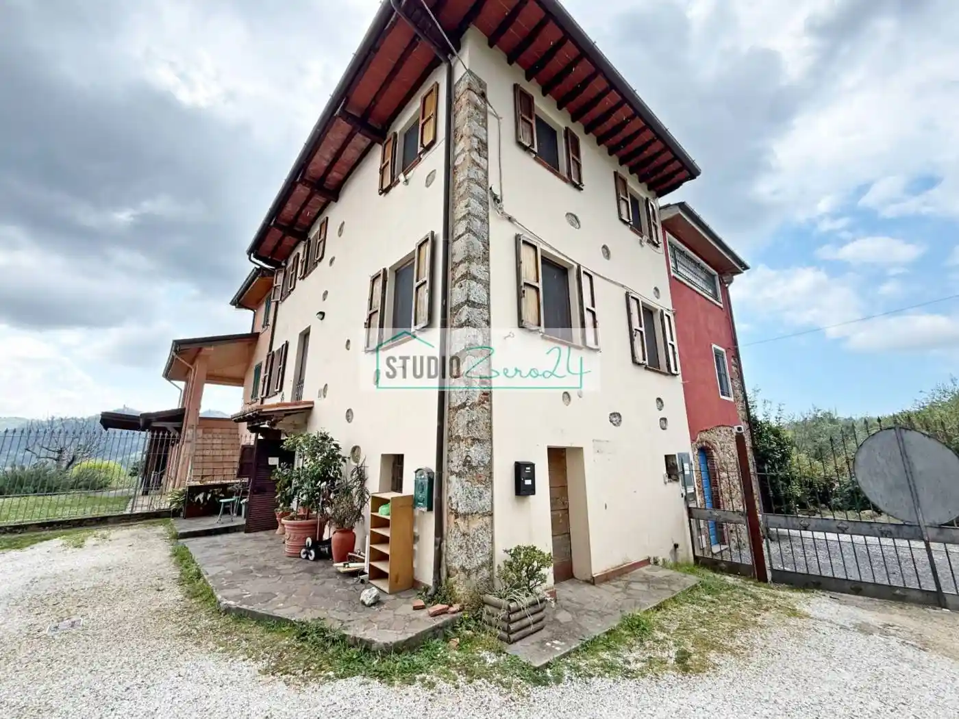Casa indipendente in vendita a Camaiore