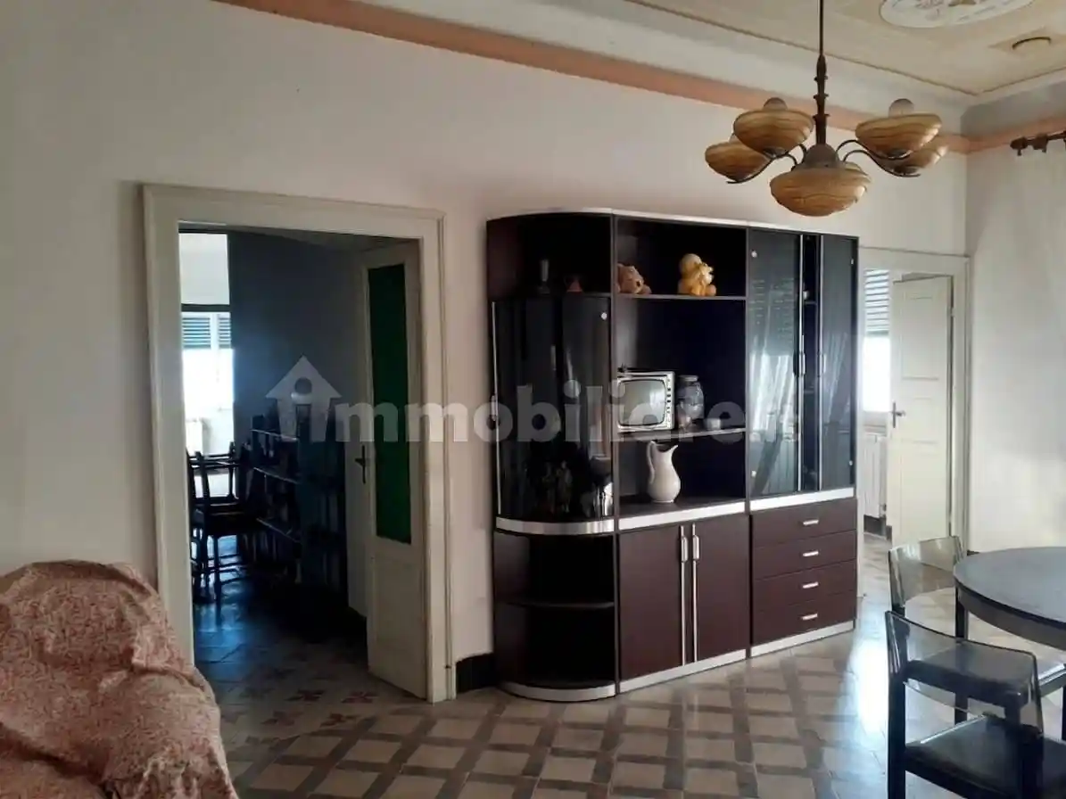 Appartamento in vendita a Sarzana