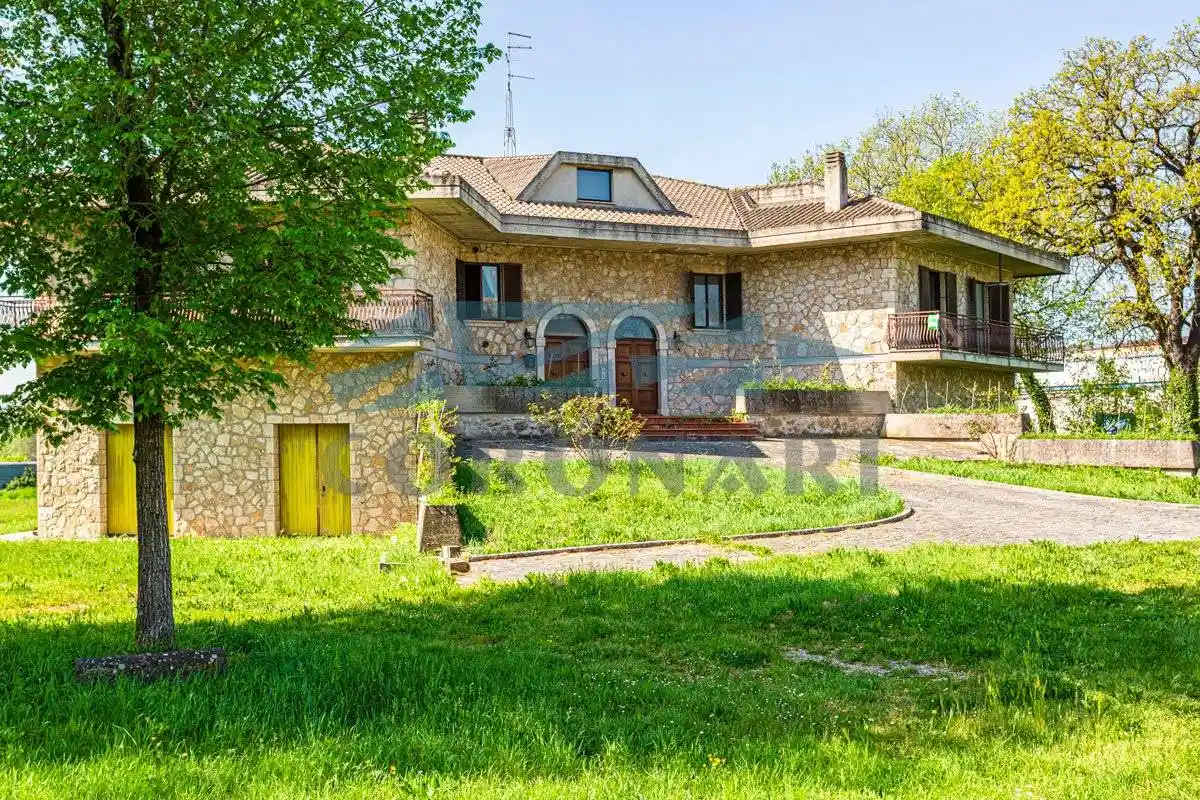 Villa in vendita a Massa Martana