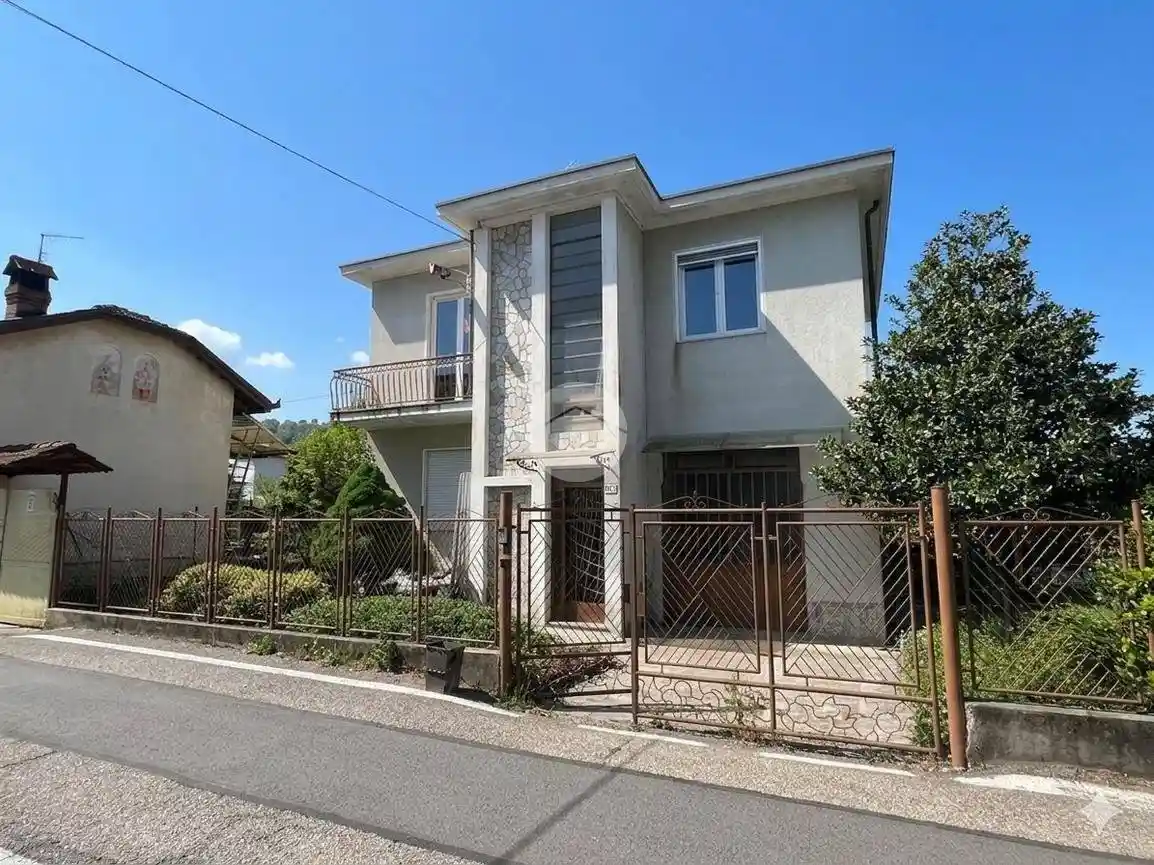 Villa in vendita a Gassino Torinese