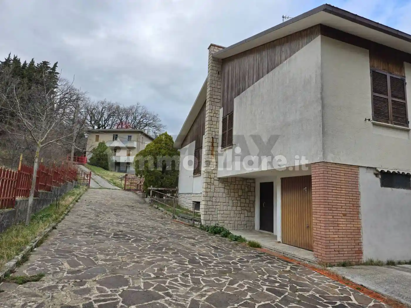 Villa in vendita a Sassoferrato