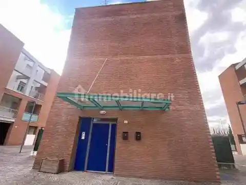 Palazzo - Edificio in vendita a Foligno