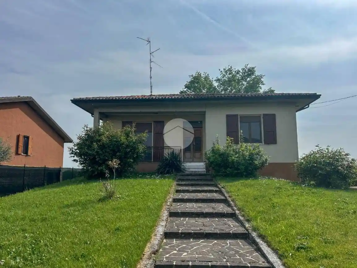 Villa in vendita a Trenzano