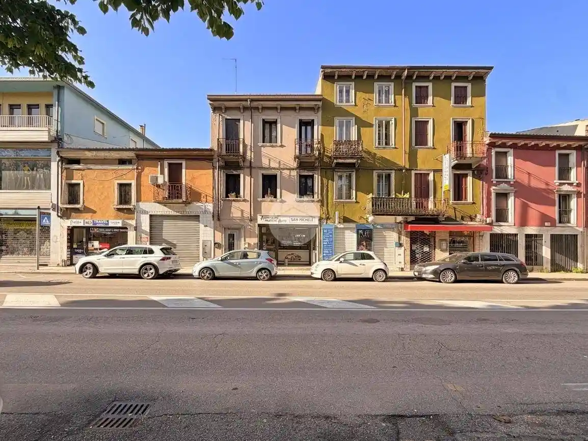 Appartamento in vendita a Verona