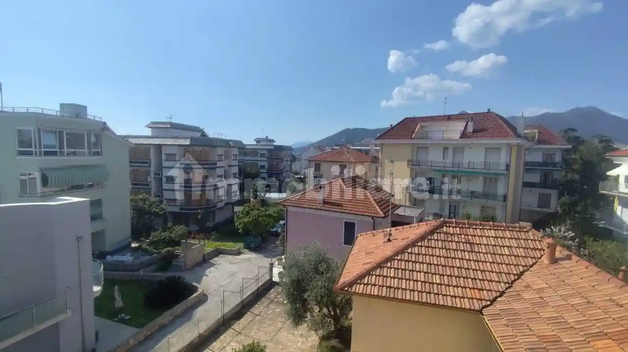 Appartamento in vendita a Loano