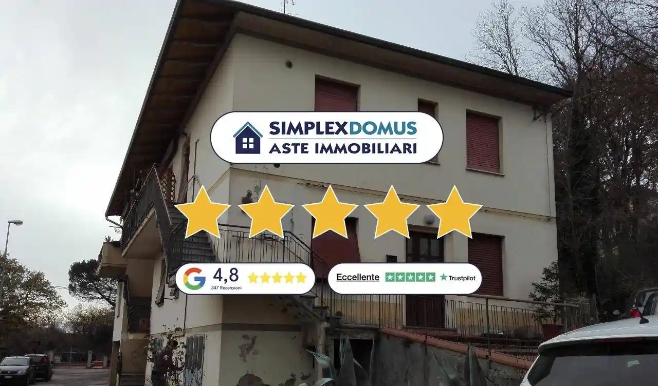 Appartamento in vendita a Bucine