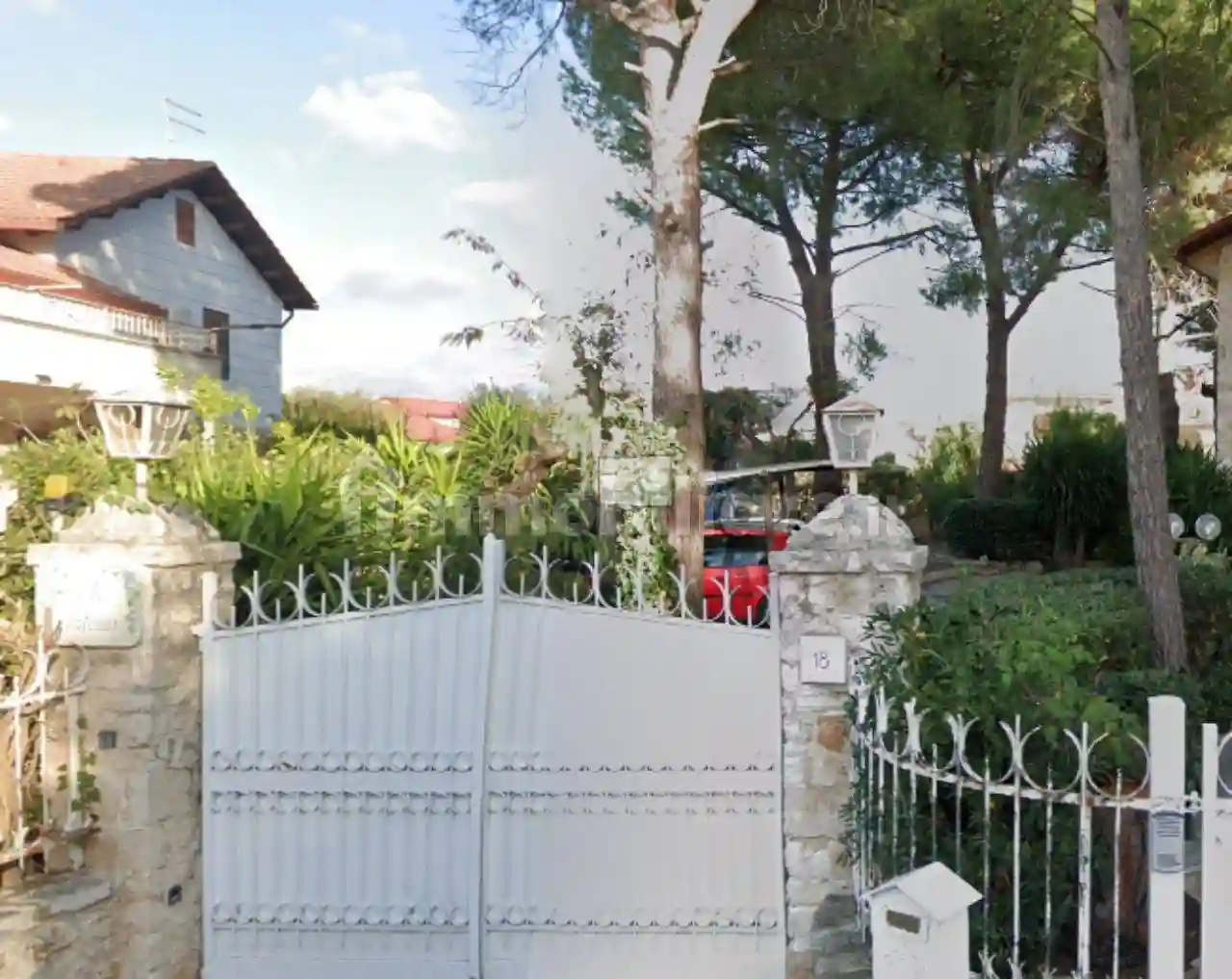 Villa - foto 2