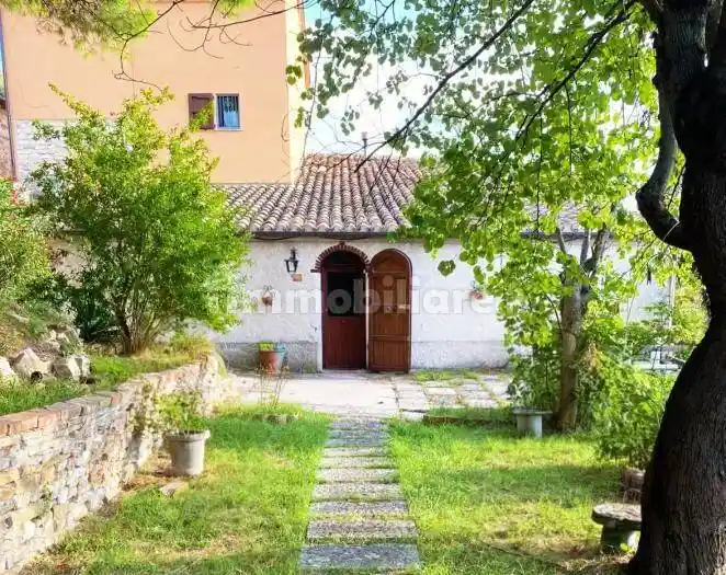 Casa indipendente in vendita a Arcevia