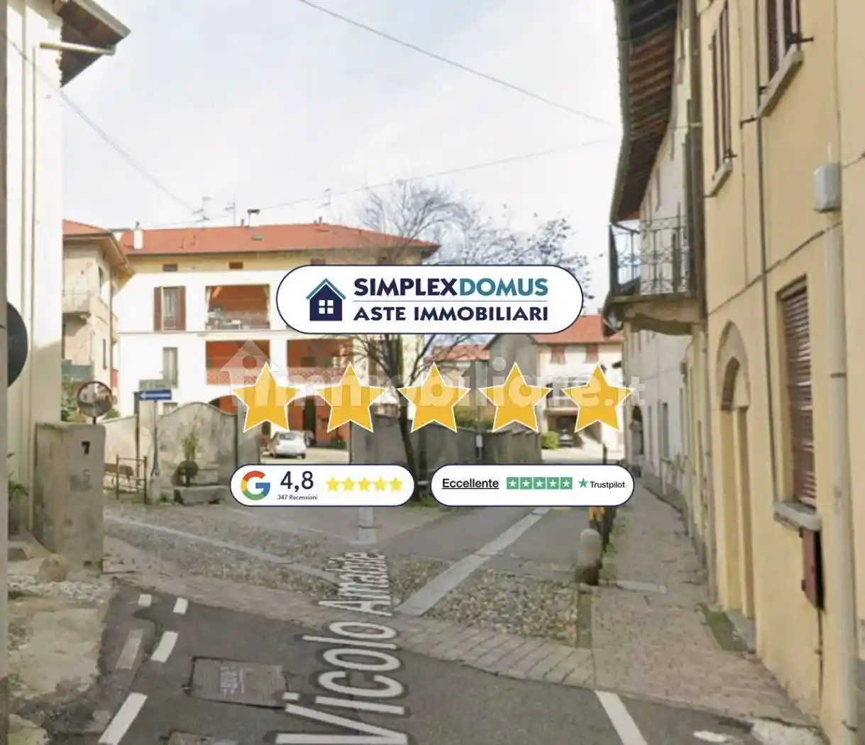 Appartamento in vendita a Gazzada Schianno