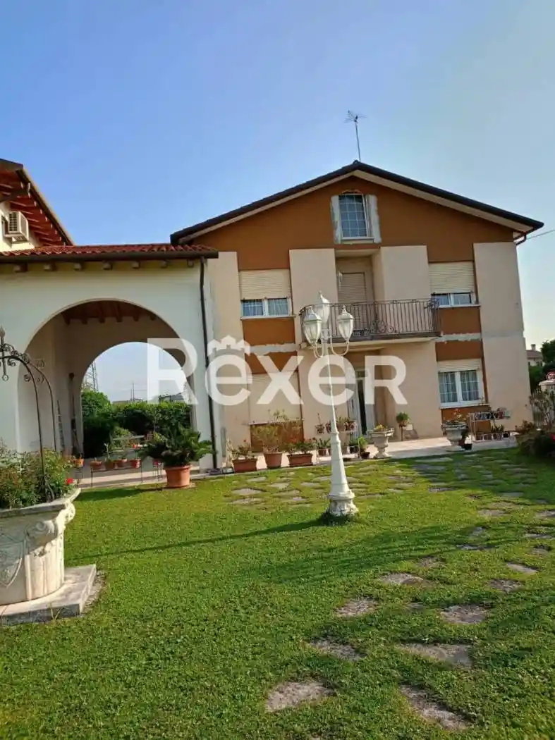 Villa in vendita a Castelfranco Veneto