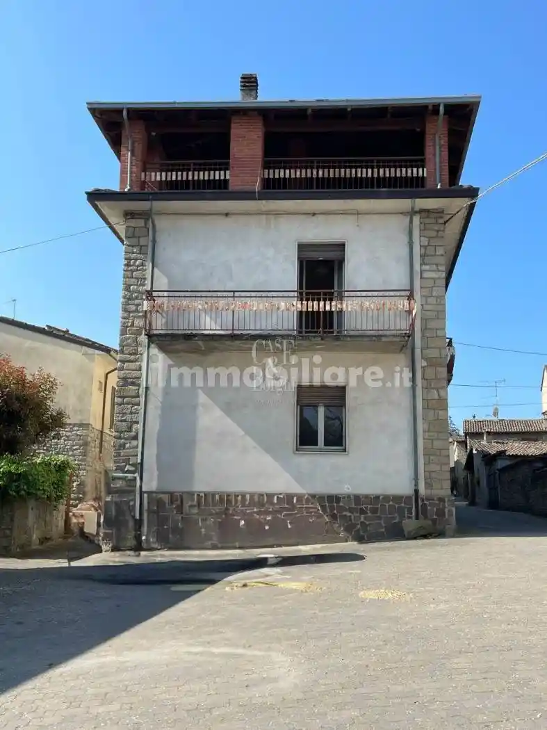 Casa indipendente in vendita a Cecima
