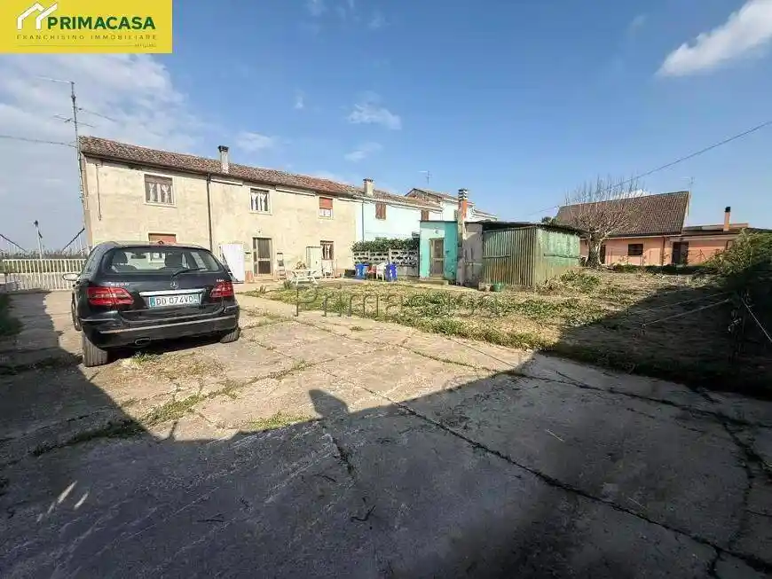 Casa indipendente in vendita a Albaredo d'Adige