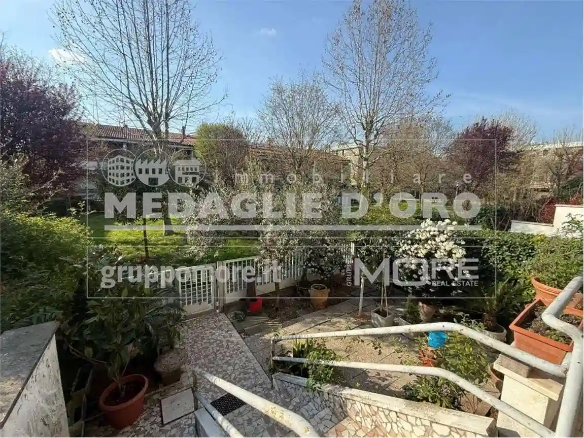 Villetta a schiera - foto 2