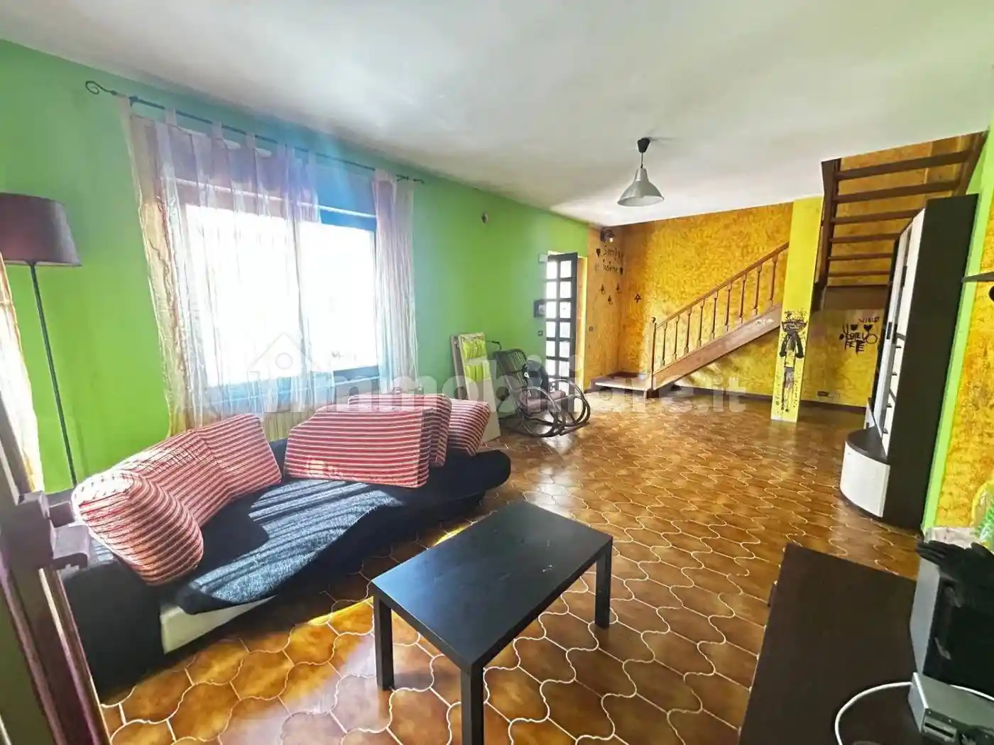 Villa in vendita a Valenza