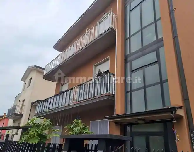 Appartamento in vendita a Cologno Monzese