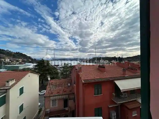 Appartamento in affitto a Portovenere
