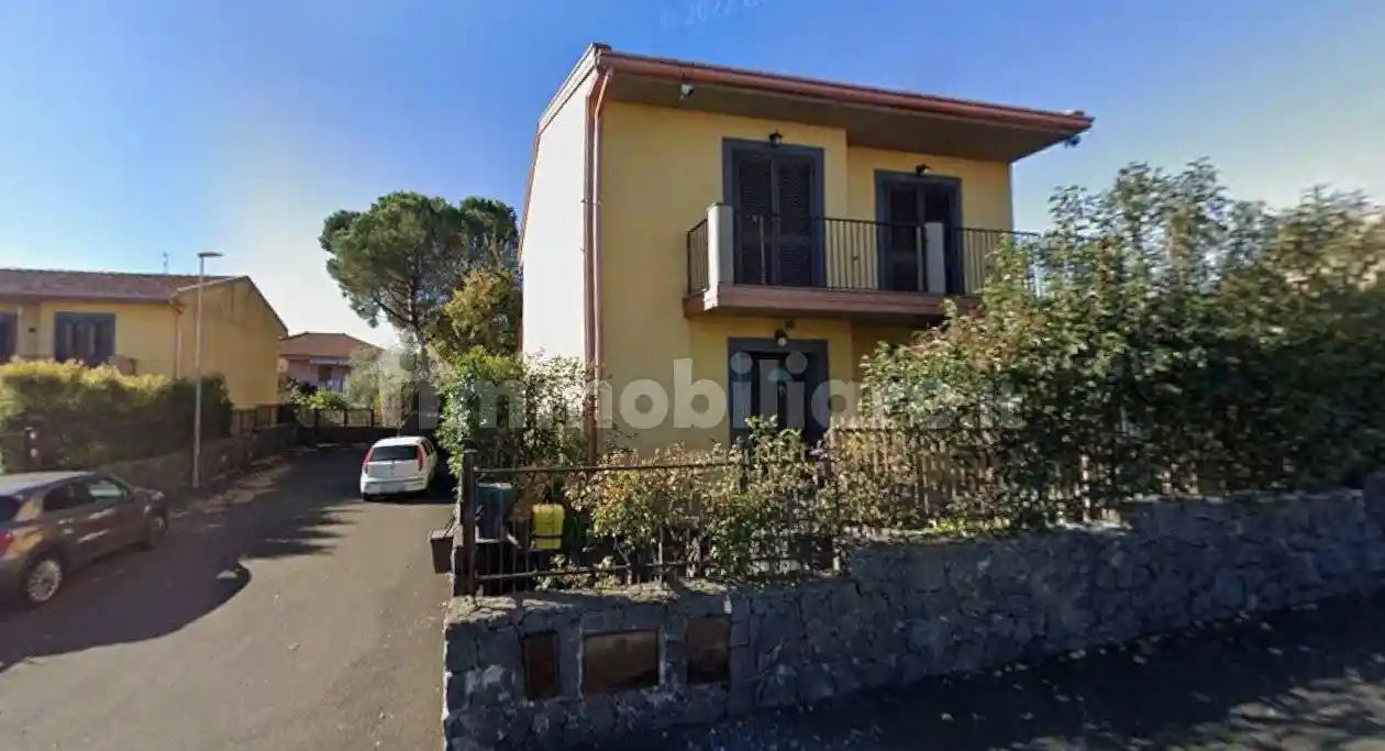 Villetta a schiera in vendita a Viagrande