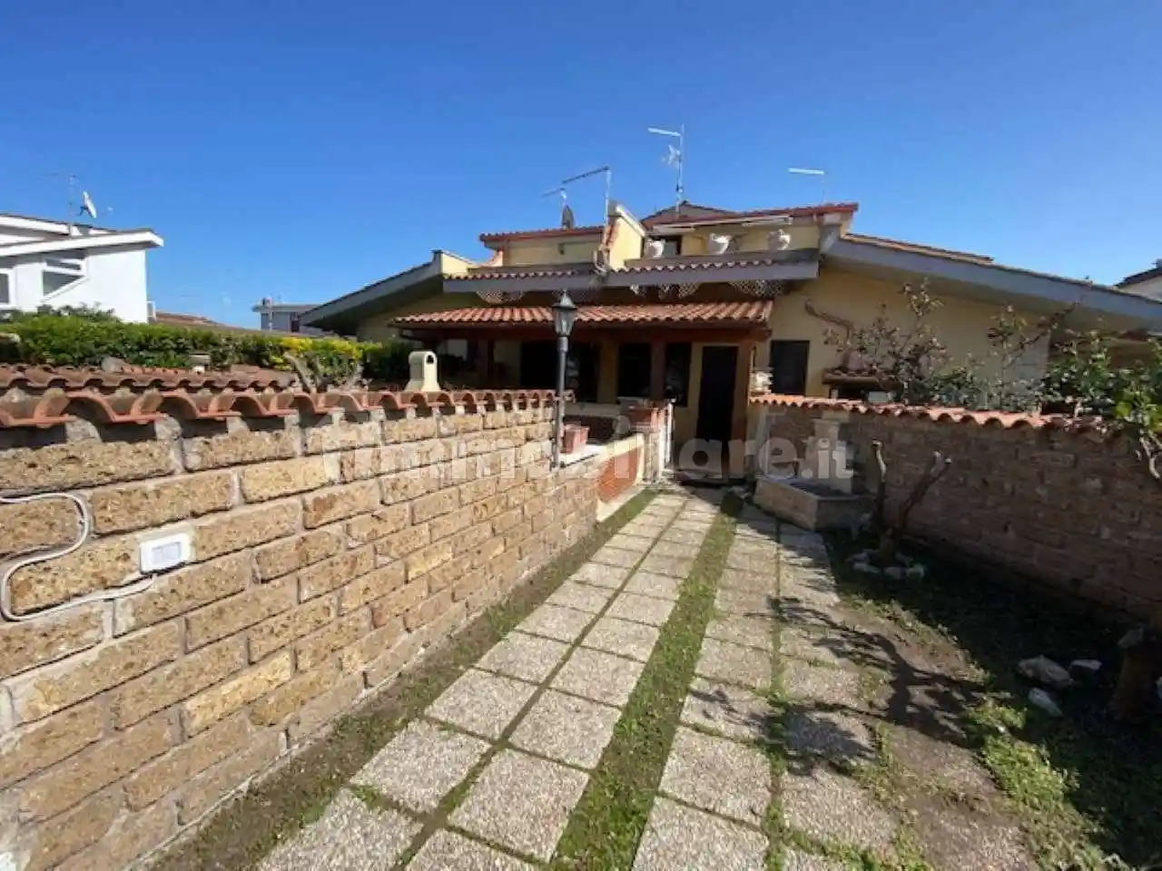 Appartamento in affitto a Pomezia