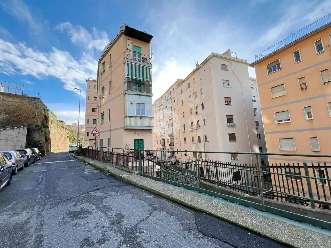 Appartamento in vendita a Pozzuoli