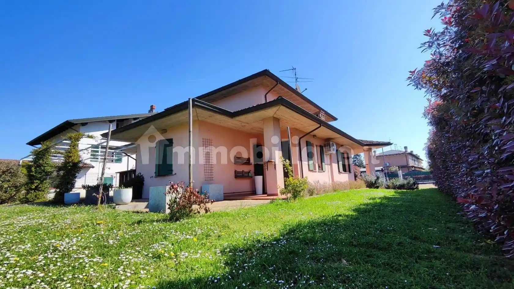 Villa in vendita a Podenzano