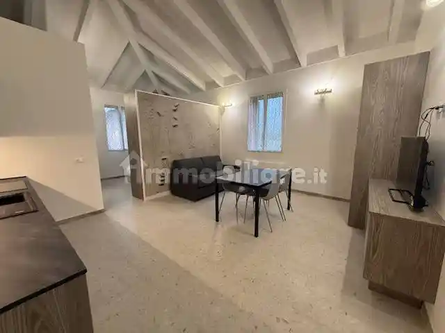 Appartamento in affitto a Modena