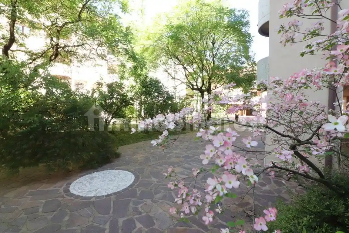 Appartamento in vendita a Vimercate