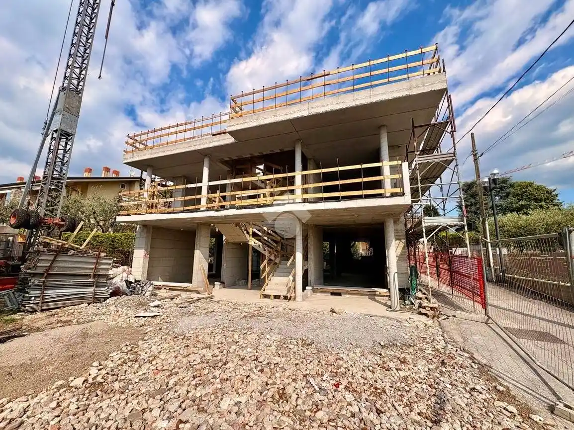 Appartamento in vendita a Bardolino
