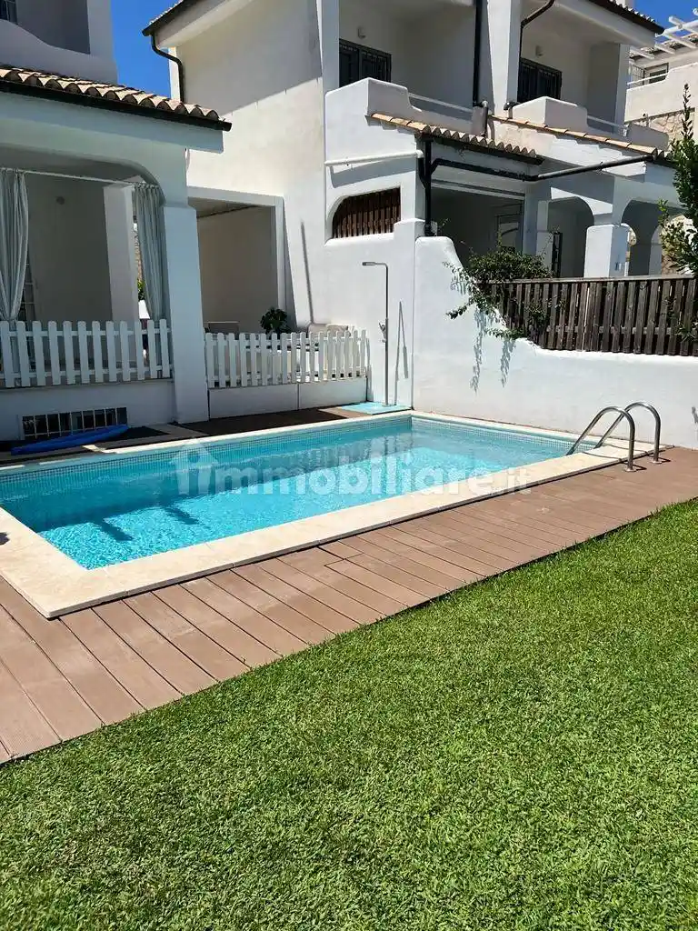Villa in affitto a Fiumicino