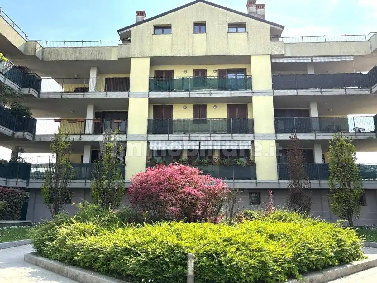 Appartamento in vendita a Casorate Primo