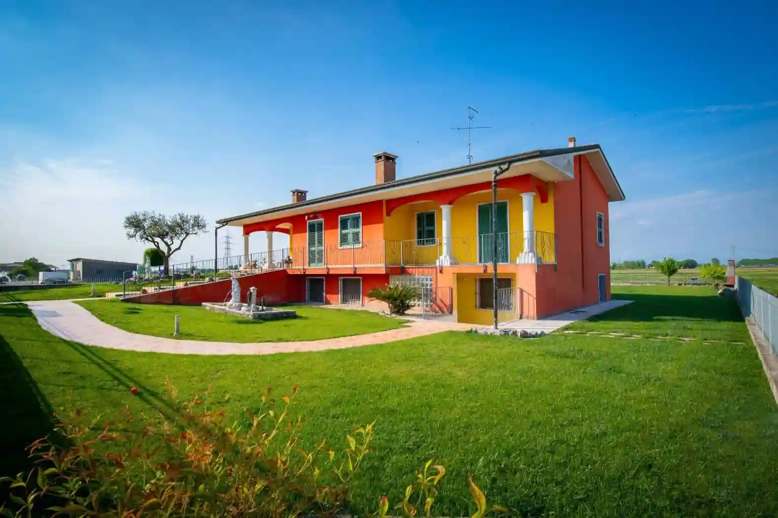 Villa - foto 2