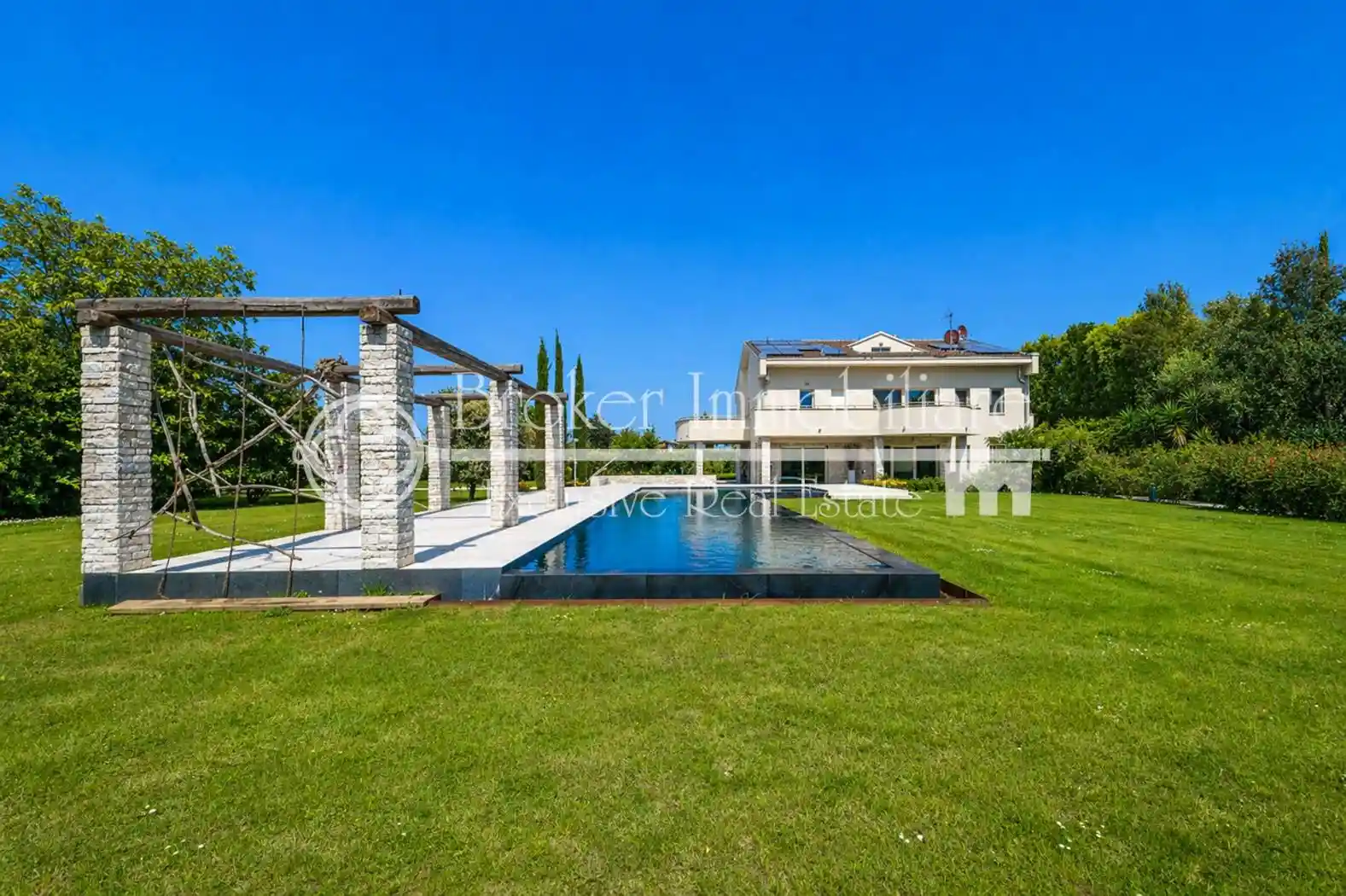 Villa in vendita a Forte dei Marmi
